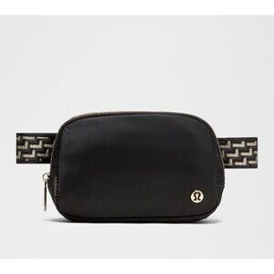 Lululemon Everywhere 1L Black Belt Bag Fanny Pack Crossbody Monogram Metallic